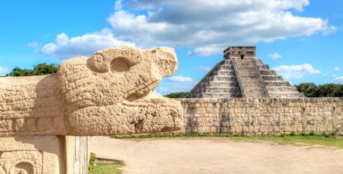 Chichen Itza early access guided tour with buffet lunch and cenote